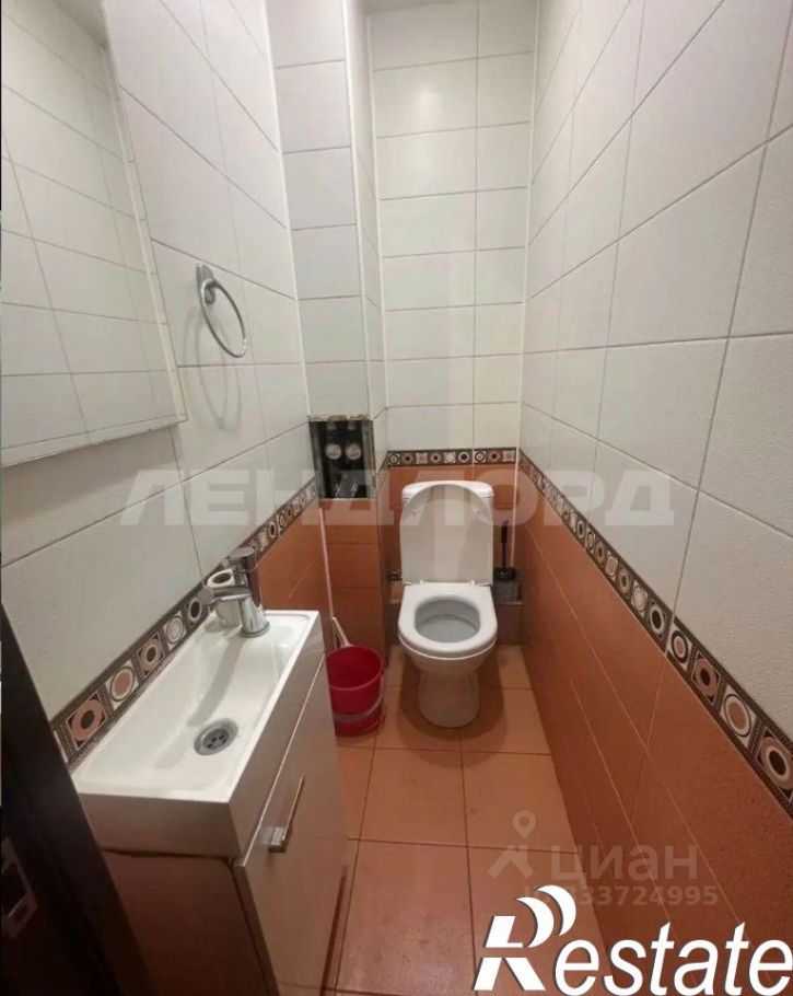 3-комн квартира улица Добровольского, 13 к2,  д. 13 к2