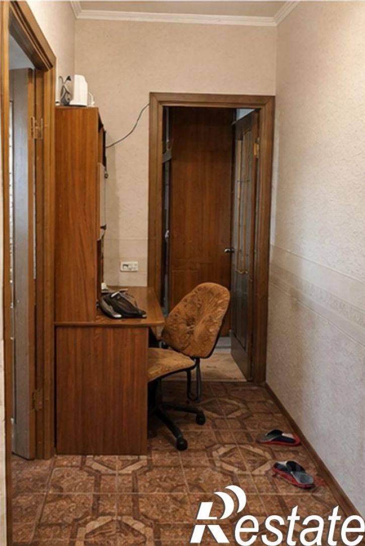 2-комн квартира улица Думенко, 1/1,  д. 1/1