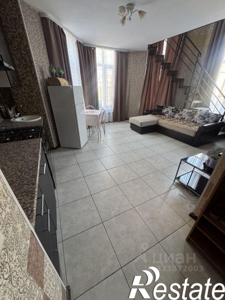3-комн квартира улица Мясникова, 102,  д. 102