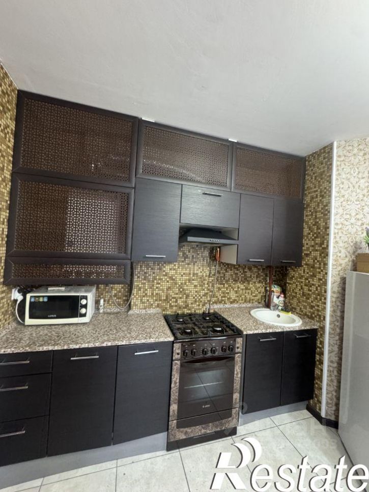 3-комн квартира улица Мясникова, 102,  д. 102