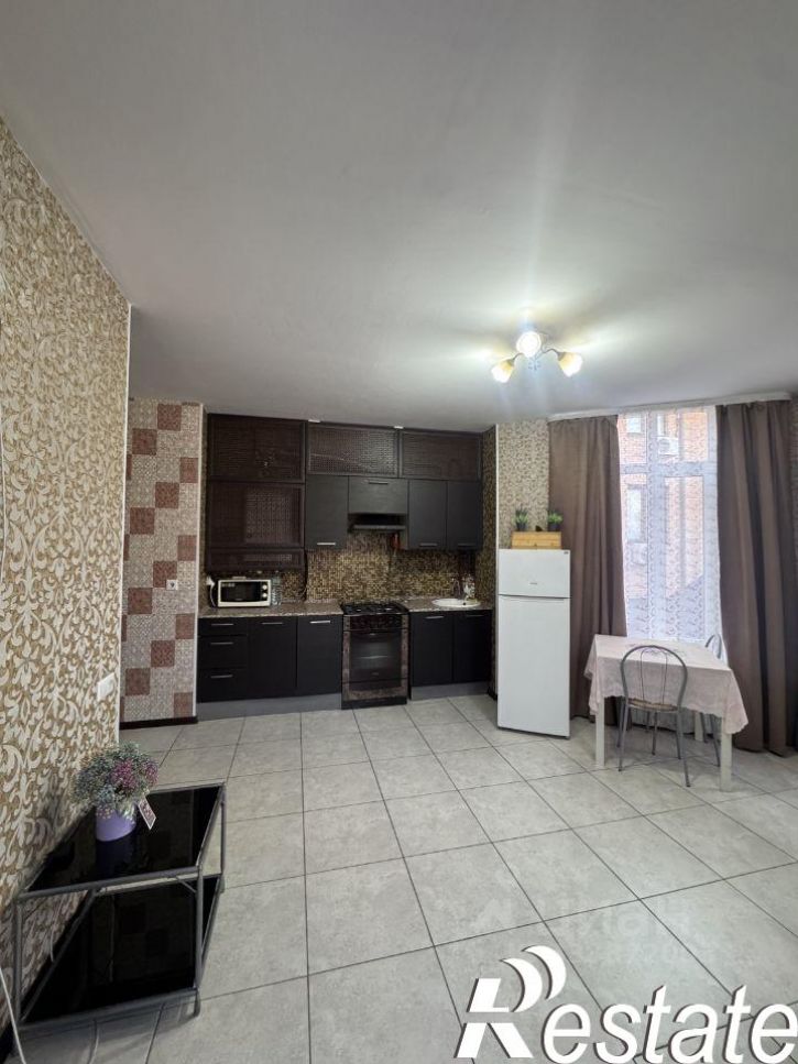 3-комн квартира улица Мясникова, 102,  д. 102