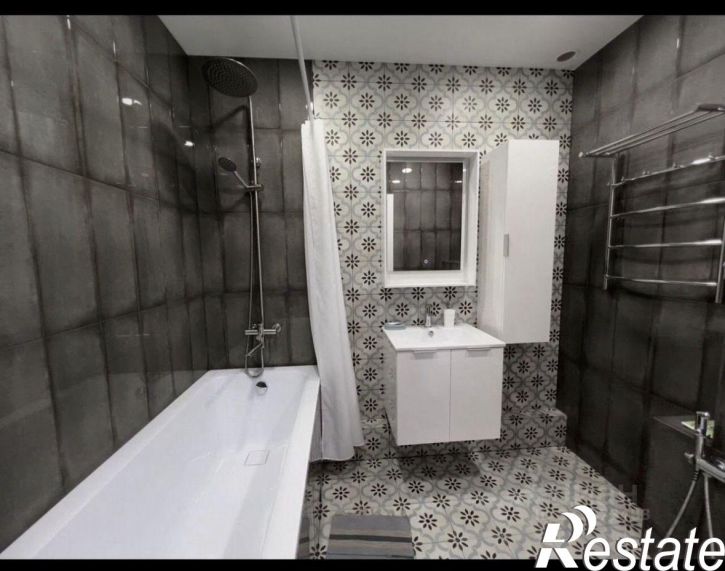 3-комн квартира Доломановский переулок, 19,  д. 19