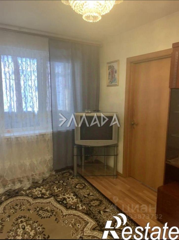 3-комн квартира улица Волкова, 10/3,  д. 10/3