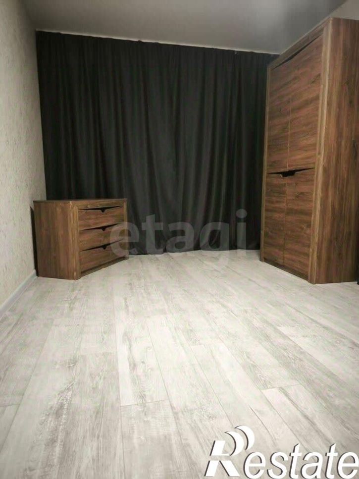 1-комн квартира улица Веры Пановой, 37,  д. 37