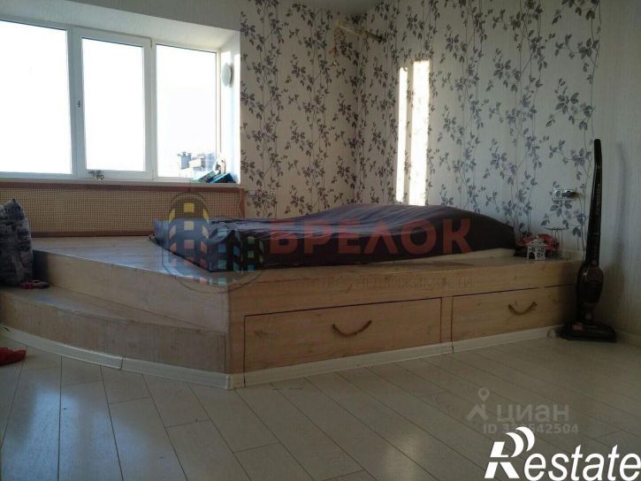 2-комн квартира улица Жмайлова, 4 к12,  д. 4 к12