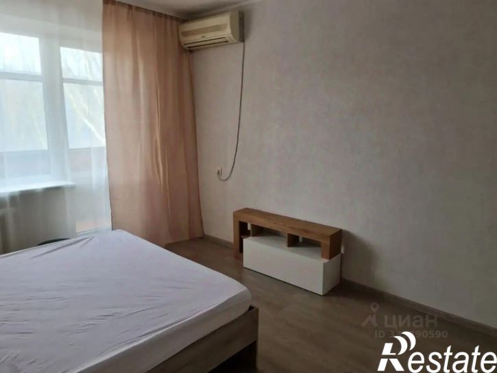 2-комн квартира проспект Космонавтов, 34Б,  д. 34Б