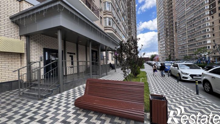 2-комн квартира Горсоветская улица, 49 с1,  д. 49 с1