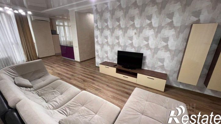 3-комн квартира Кировский проспект, 48,  д. 48