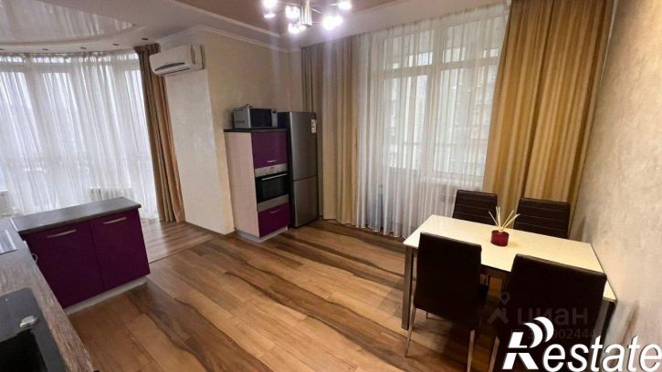 3-комн квартира Кировский проспект, 48,  д. 48
