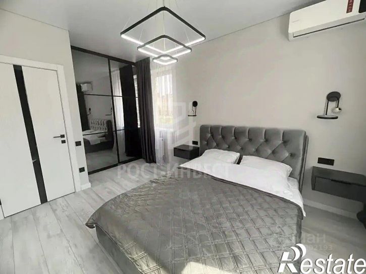 2-комн квартира проспект Солженицына, 15 с1,  д. 15 с1