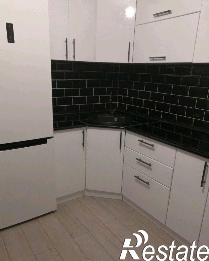 1-комн квартира Дмитрия Петрова ул, 8