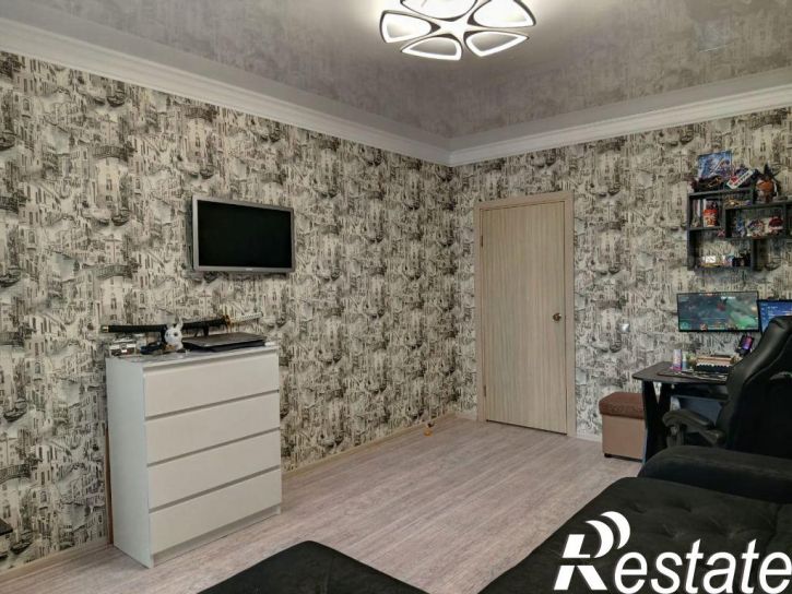 2-комн квартира Висаитова ул, 6/10