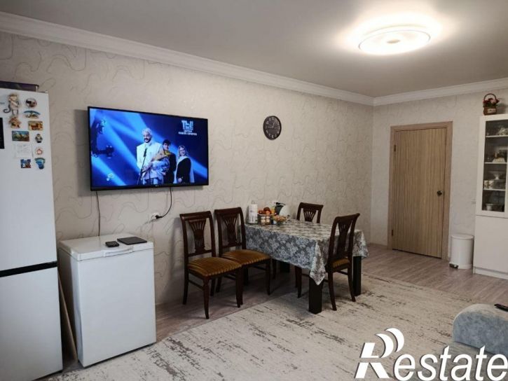 2-комн квартира Висаитова ул, 6/10