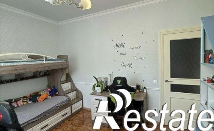 3-комн квартира улица Ерёменко, 101/1,  д. 101/1