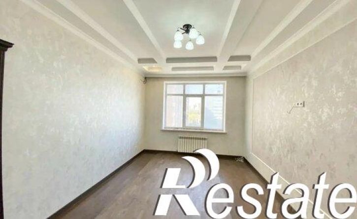 3-комн квартира улица Евдокимова, 102Б,  д. 102Б