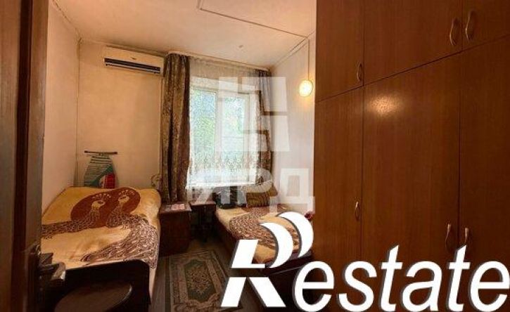 3-комн квартира переулок Орджоникидзе, 32,  д. 32