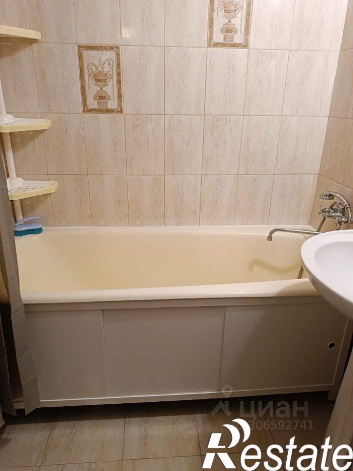 2-комн квартира проспект Королёва, 12,  д. 12