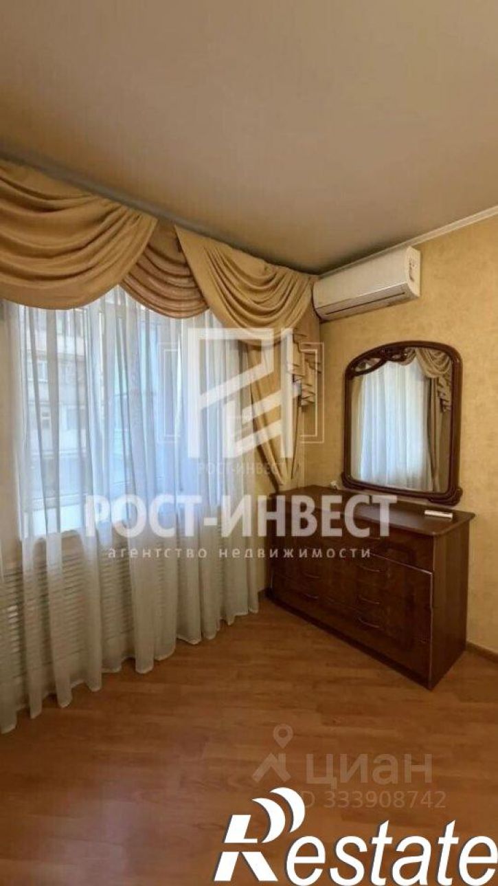3-комн квартира Тургеневская улица, 37/18,  д. 37/18