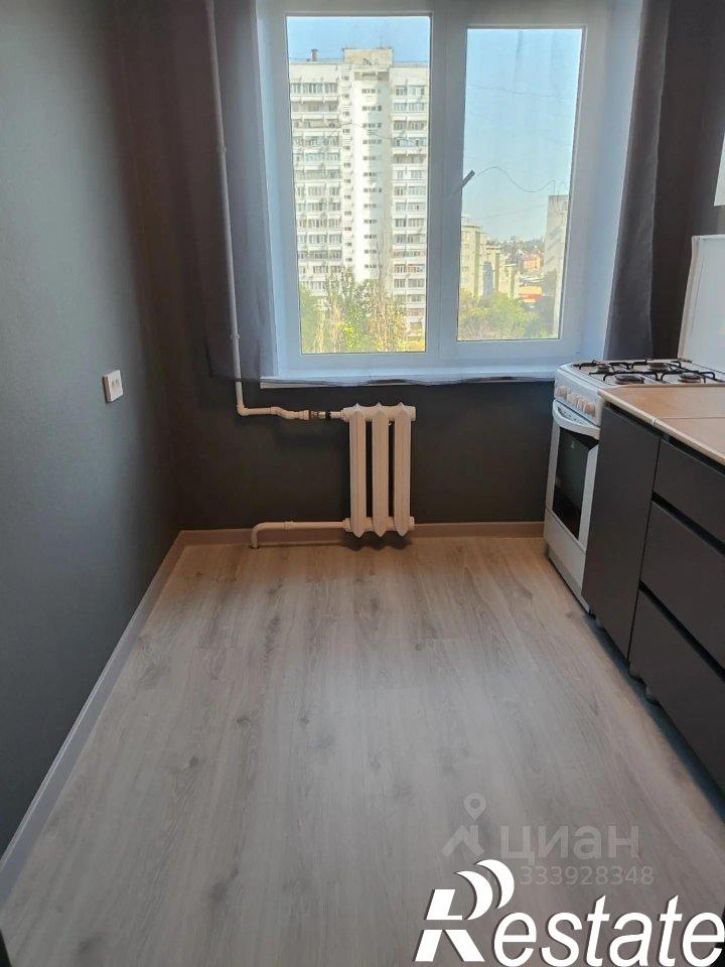 1-комн квартира проспект Космонавтов, 10,  д. 10