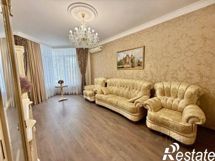 3-комн квартира улица 26-го Июня, 20Б,  д. 20Б