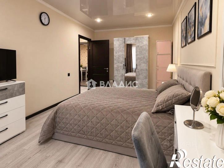 3-комн квартира Токарная улица, 80,  д. 80