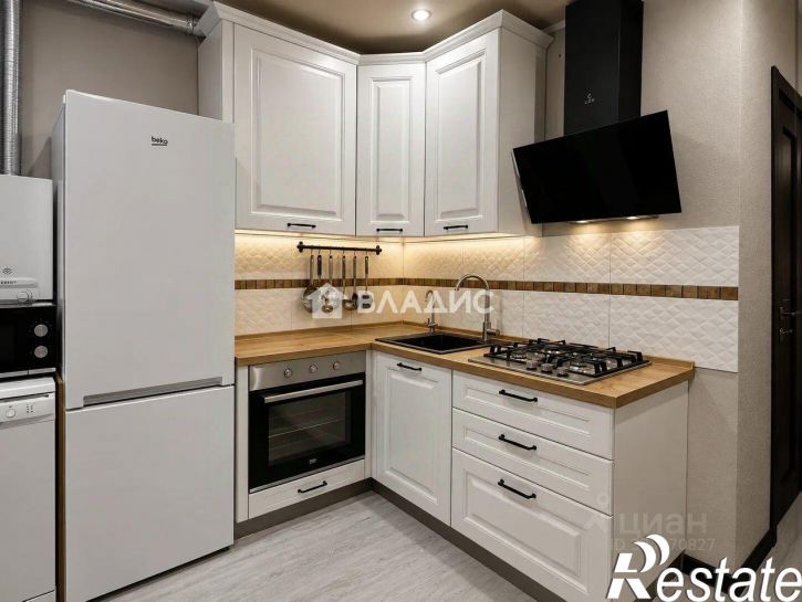 3-комн квартира Токарная улица, 80,  д. 80