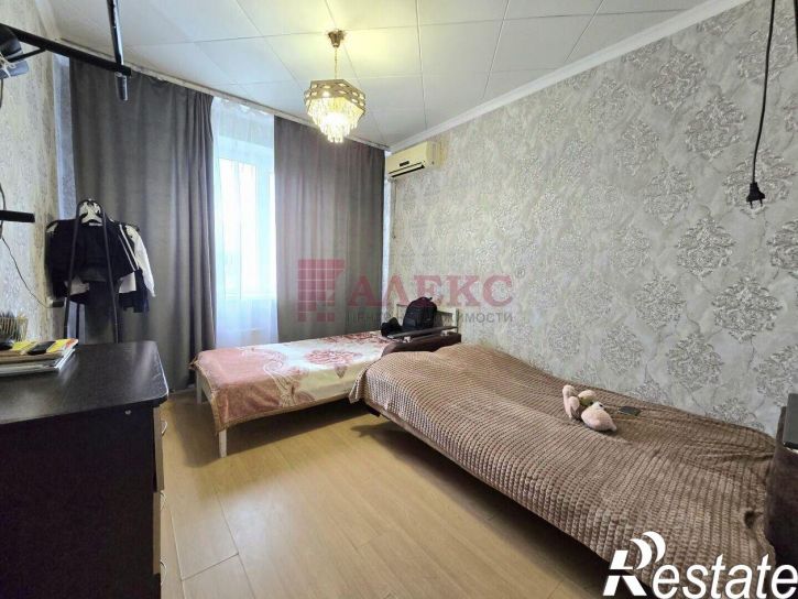 3-комн квартира улица Туполева, 9/1,  д. 9/1
