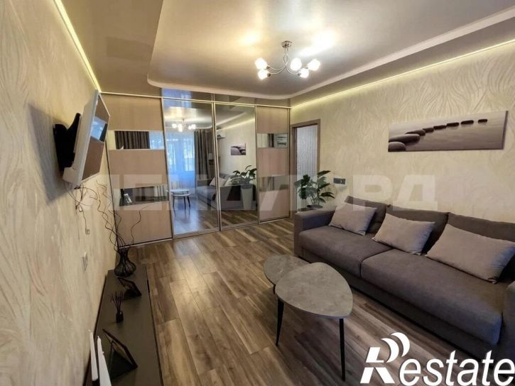 2-комн квартира улица Содружества, 35/2