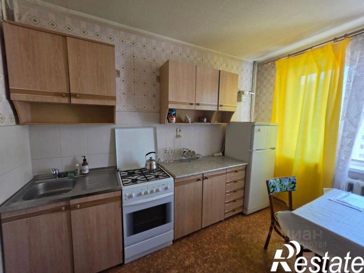 3-комн квартира улица Профинтерна, 12/1,  д. 12/1
