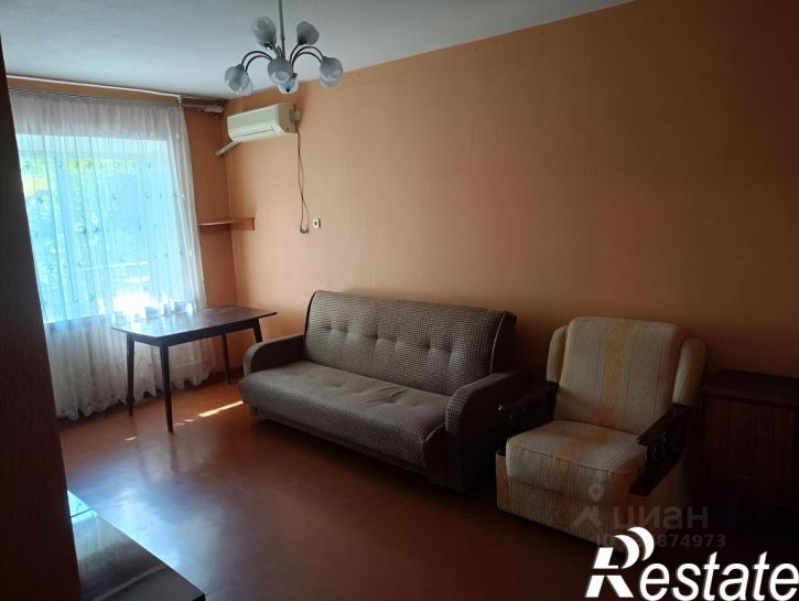 3-комн квартира улица Закруткина, 52,  д. 52