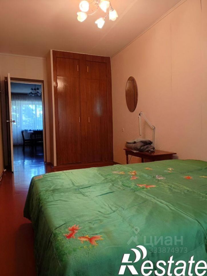 3-комн квартира улица Закруткина, 52,  д. 52