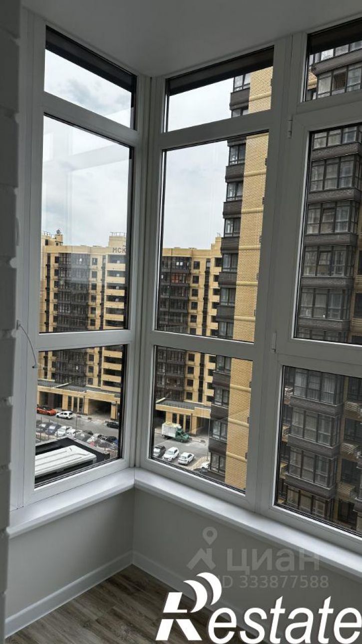 2-комн квартира улица Ларина, 45 с6,  д. 45 с6