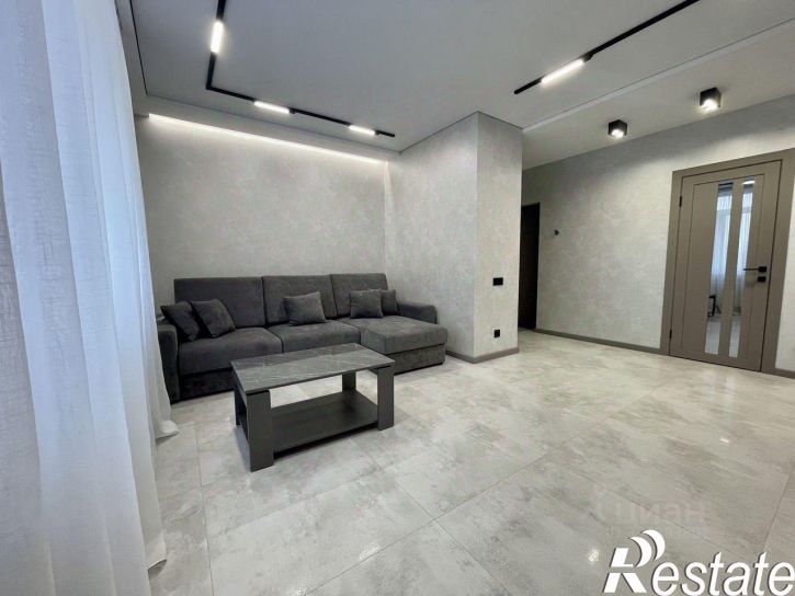 2-комн квартира проспект Сиверса, 26,  д. 26