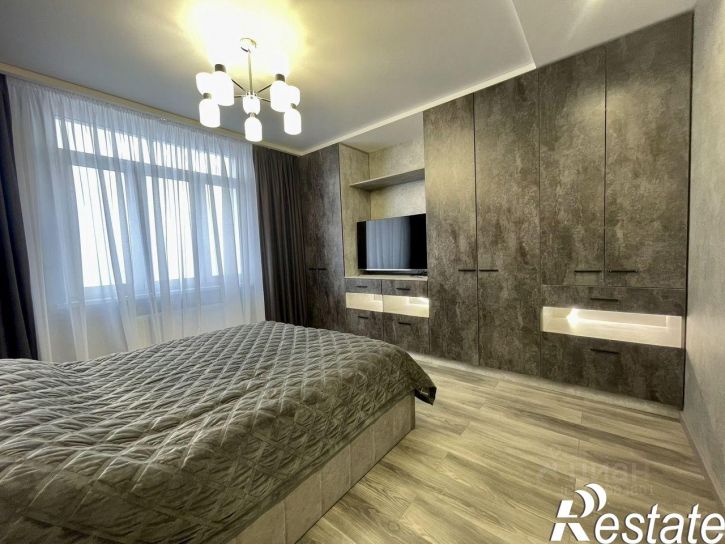 2-комн квартира проспект Сиверса, 26,  д. 26