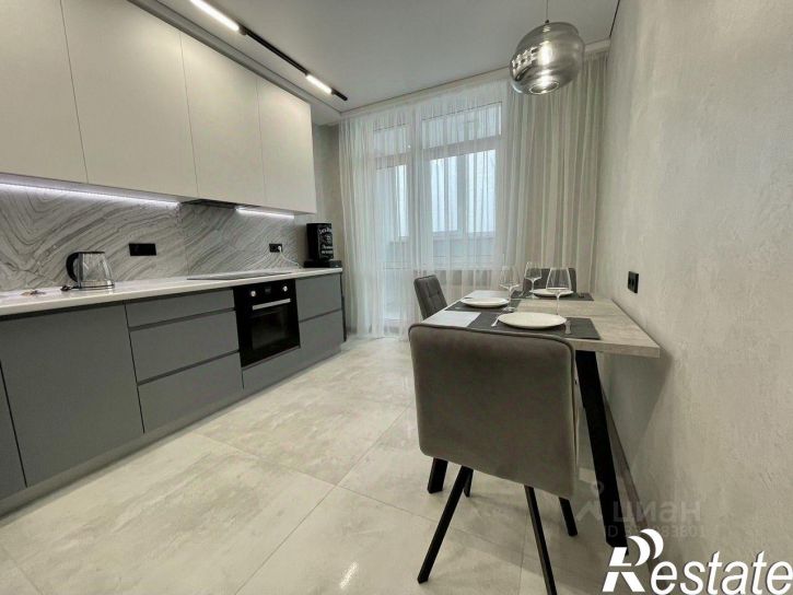 2-комн квартира проспект Сиверса, 26,  д. 26