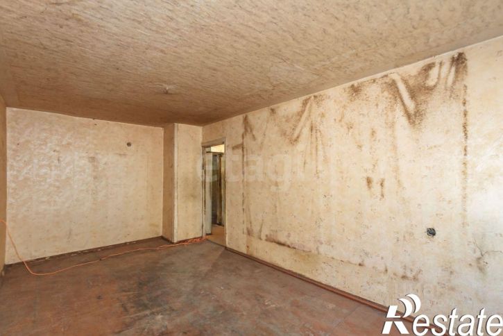 3-комн квартира улица Матросова, 37,  д. 37