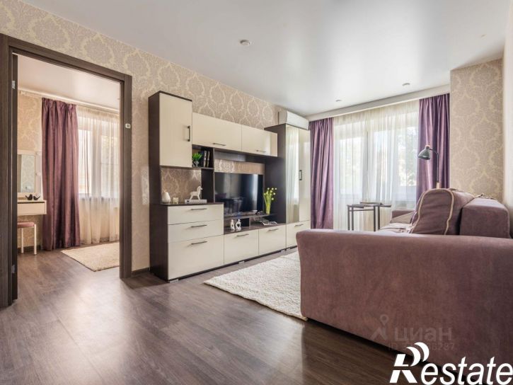 2-комн квартира улица Ларина, 24,  д. 24