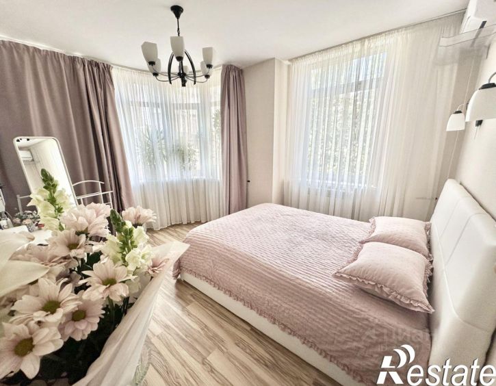 3-комн квартира проспект Королёва, 13А,  д. 13А