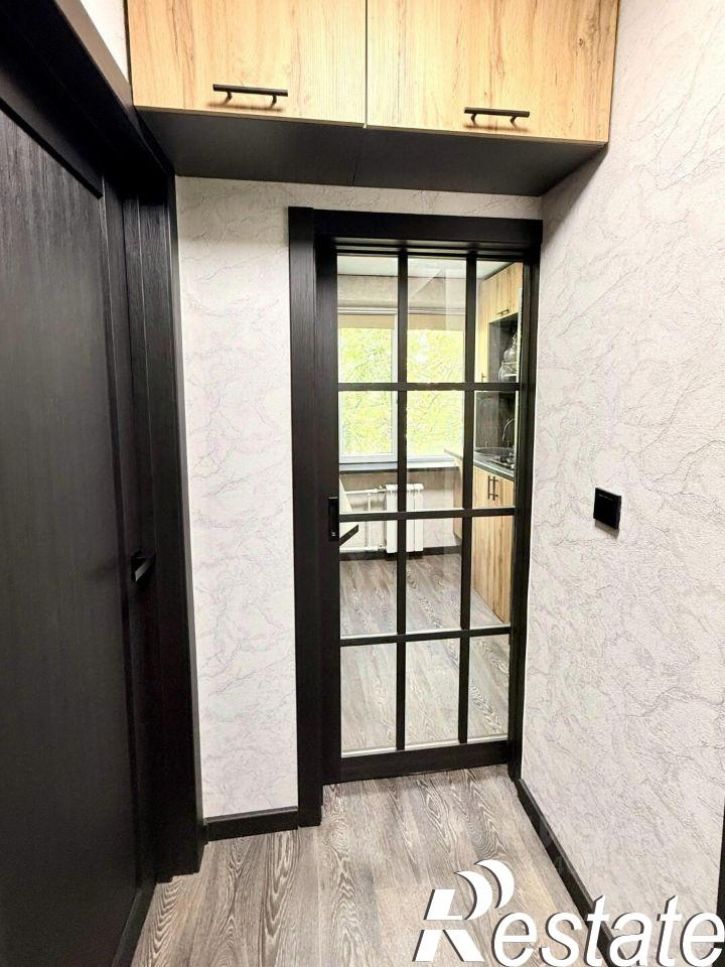 1-комн квартира бульвар Комарова, 21,  д. 21