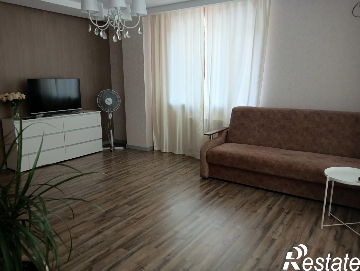 Купить квартиру за 9 700 000 рублей на Селиванова ул., 68