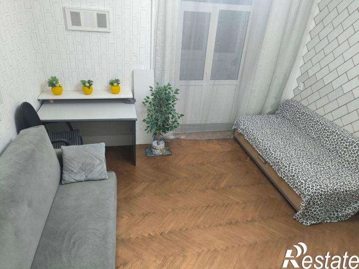 2-комн квартира 35-я линия ул., 49