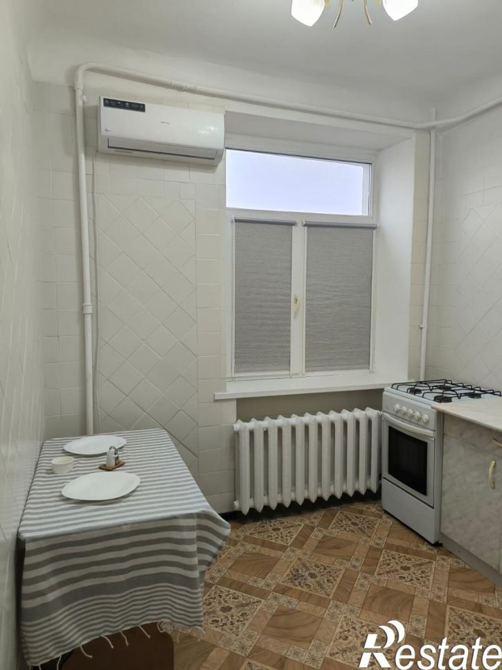 2-комн квартира 35-я линия ул., 49