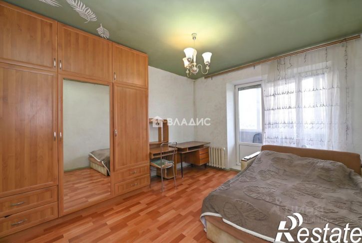 2-комн квартира улица Труда, 18А,  д. 18А