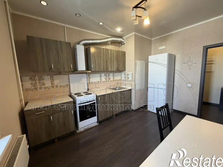 2-комн квартира улица Жданова, 15,  д. 15