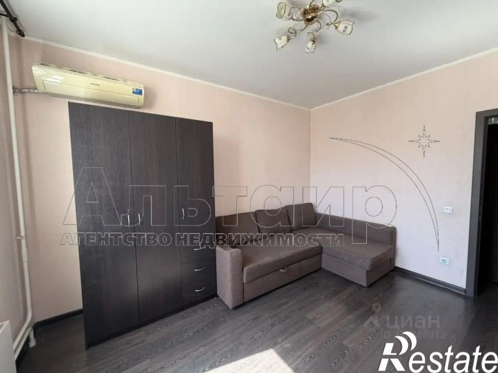 2-комн квартира улица Жданова, 15,  д. 15