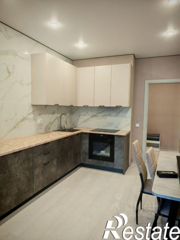 2-комн квартира улица Бориса Слюсаря, 23 с1,  д. 23 с1