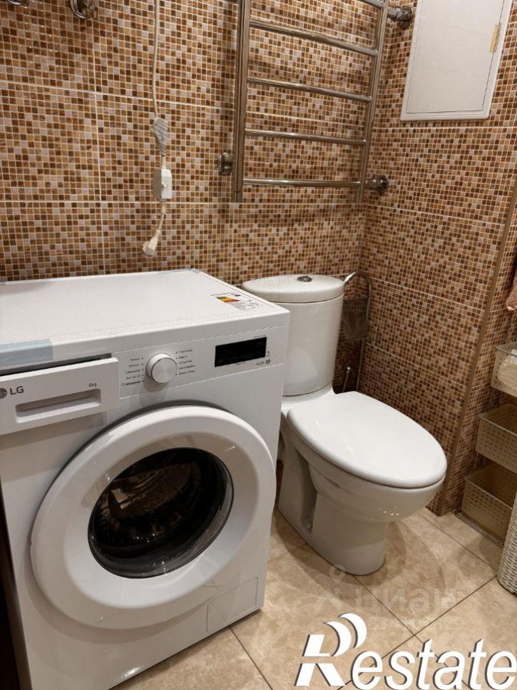 1-комн квартира улица Закруткина, 61,  д. 61