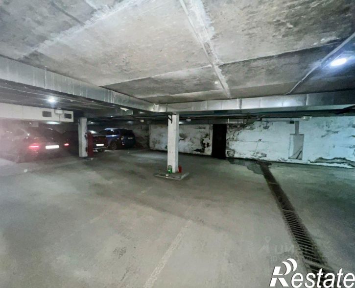 Гараж/парковка бульвар Комарова, 28Г,  д. 28Г