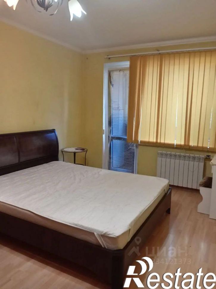 2-комн квартира проспект Космонавтов, 18/2,  д. 18/2