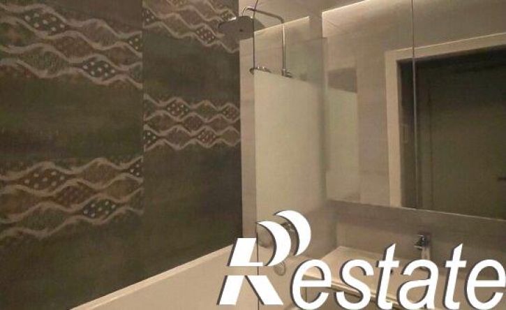3-комн квартира проспект Сиверса, 32,  д. 32